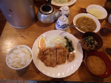 百間洞平山ノ家の夕食