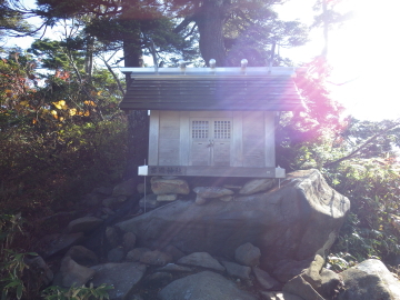 苗場神社