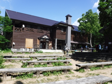 山ノ鼻、至仏山荘