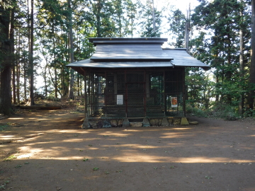 惣岳山山頂の神社