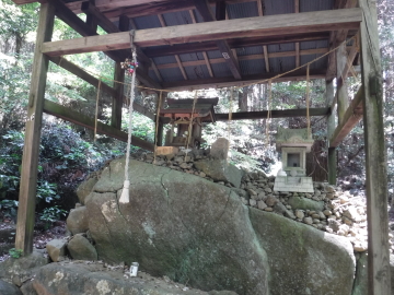 祠