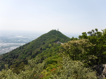 男体山